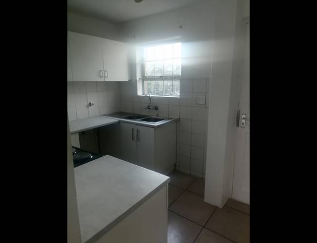2 BEDROOM APARTMENT TO LET IN FAIRFIELD ESTATE